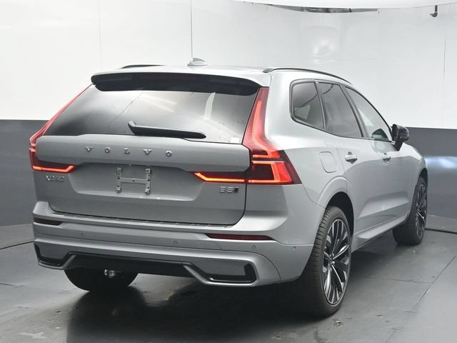 New 2026 Volvo XC60 B5 Ultra w/ Protection Package Premier AWD/4WD image 7