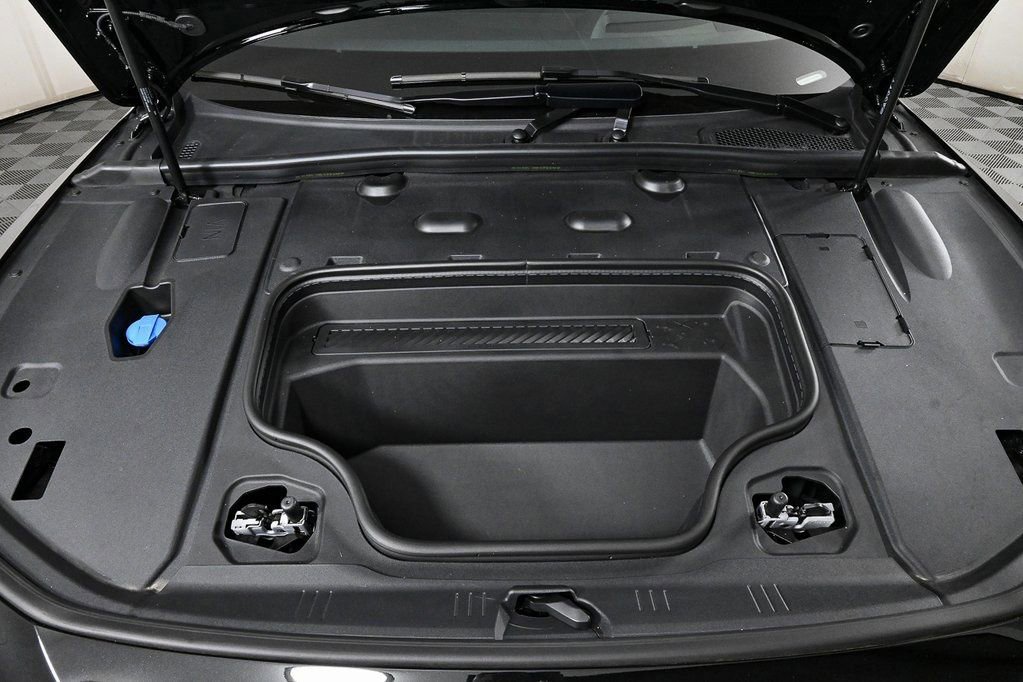 New 2025 Audi S6 e-tron Prestige AWD/4WD image 36