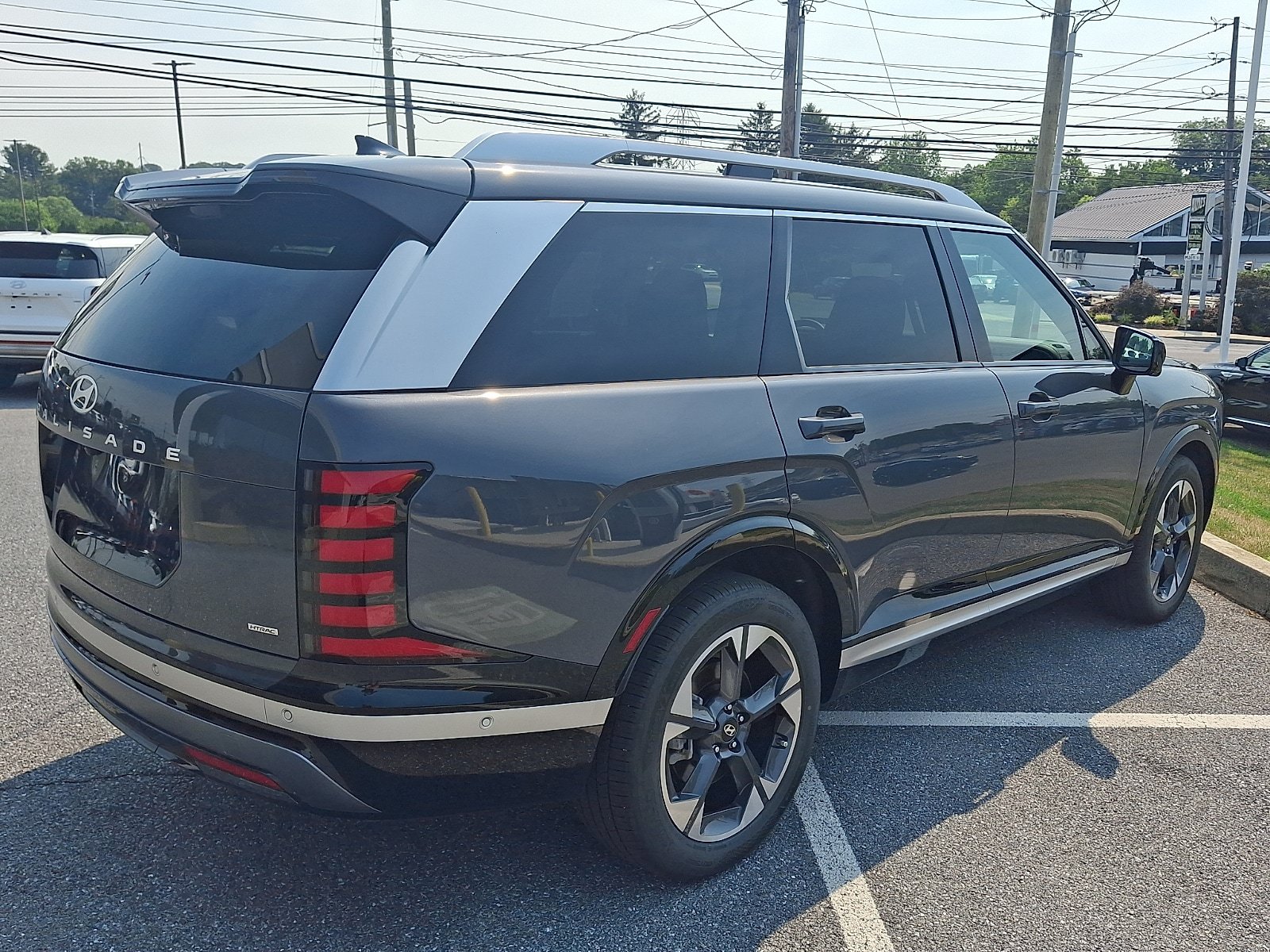 Certified 2026 Hyundai Palisade Limited AWD/4WD image 5