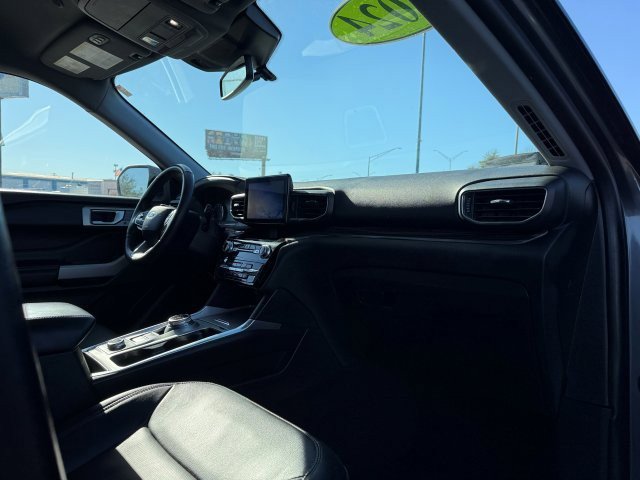 Certified 2024 Ford Explorer Limited AWD/4WD image 24