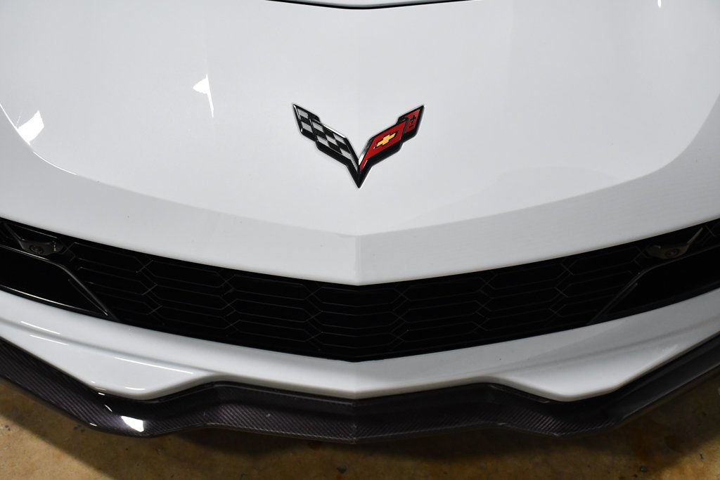 Used 2018 Chevrolet Corvette Grand Sport w/ Carbon 65 Edition RWD image 4