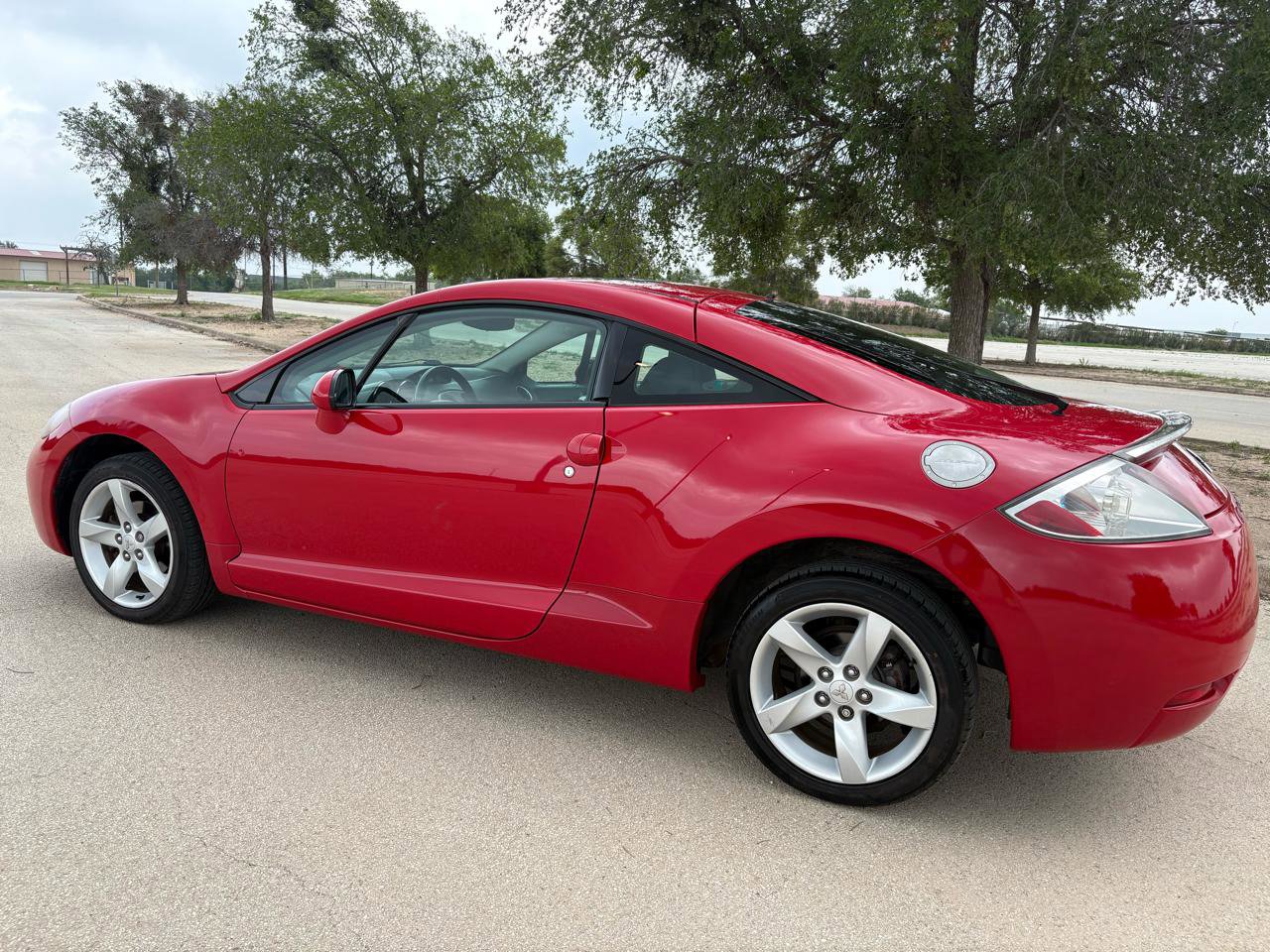 Used 2007 Mitsubishi Eclipse GS FWD image 9
