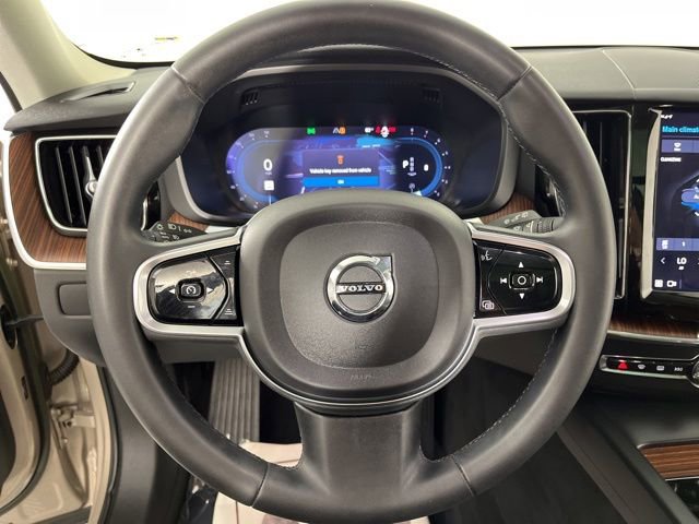 Used 2023 Volvo XC60 B5 Plus w/ Protection Package Premier FWD image 21