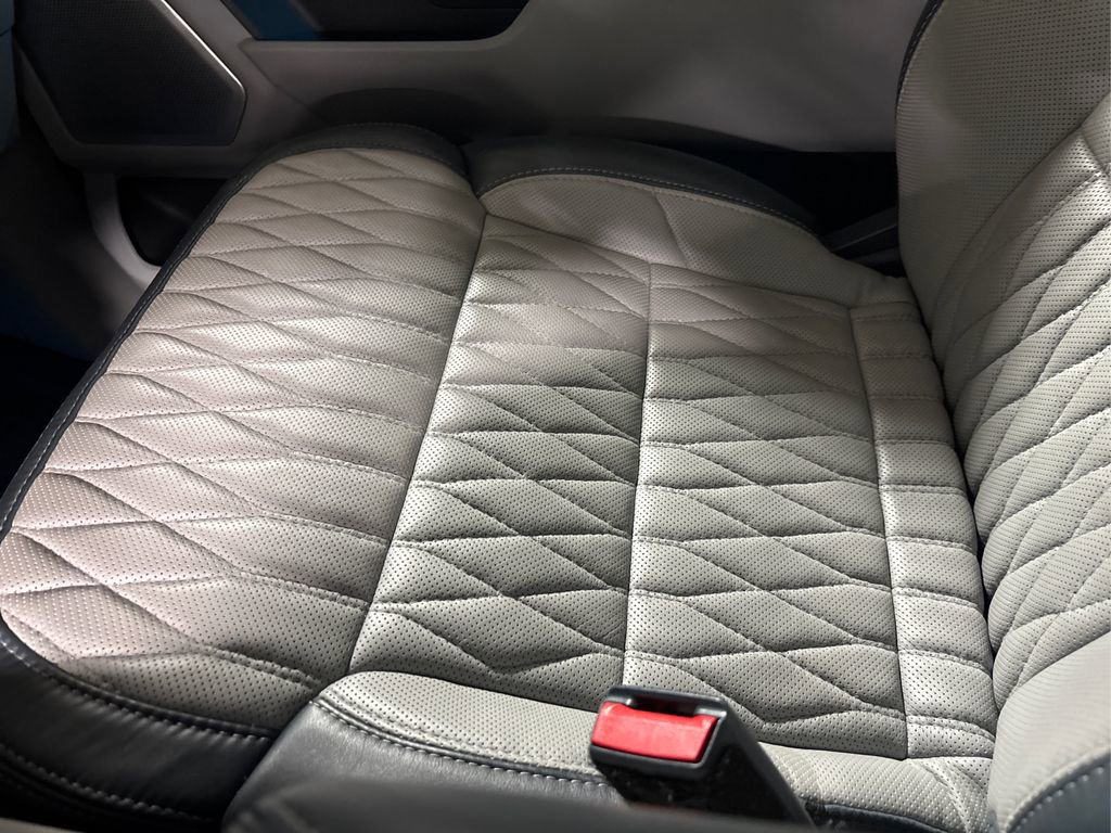 Used 2021 Ford F150 Limited image 44