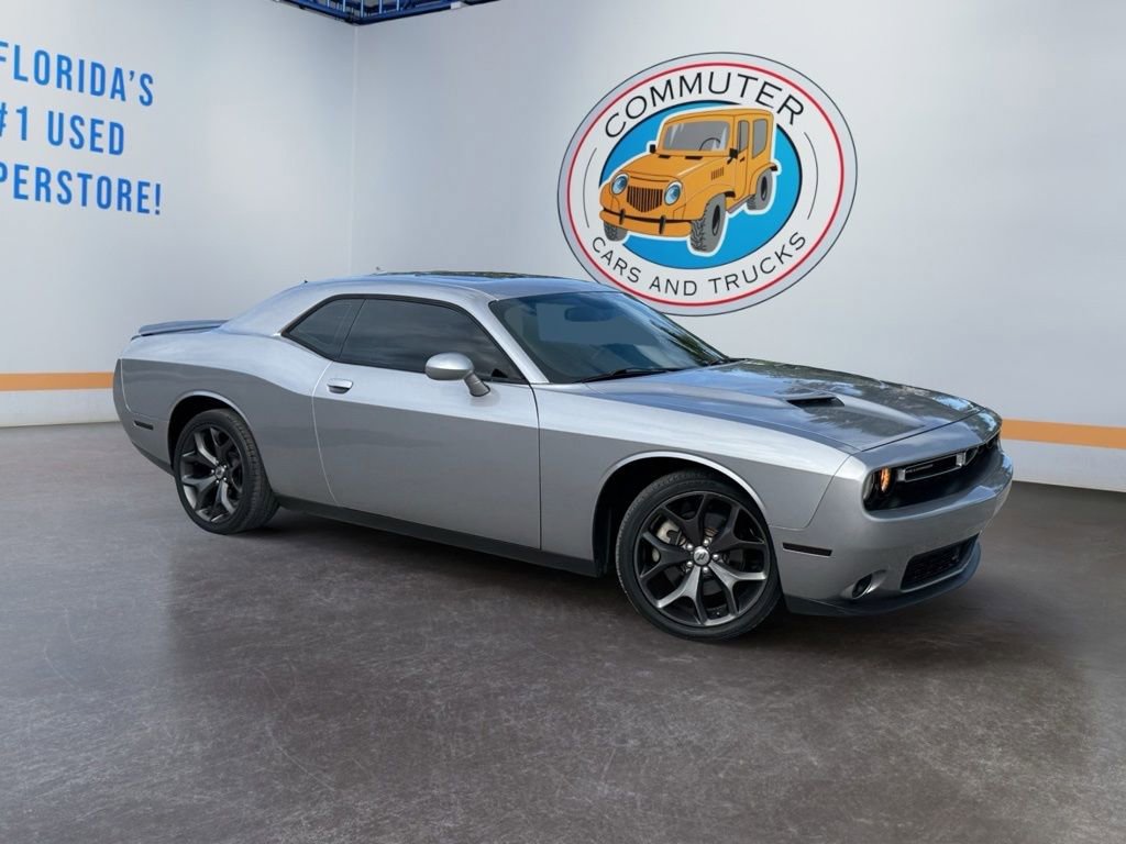Used 2018 Dodge Challenger SXT Plus RWD image 8