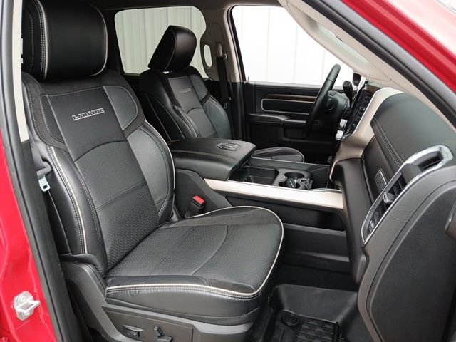 Used 2024 RAM 4500 Laramie AWD/4WD image 32