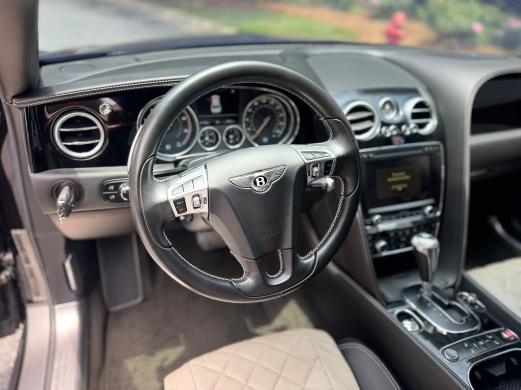 Used 2017 Bentley Flying Spur S V8 AWD/4WD image 29