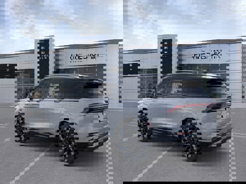 New 2026 Lincoln Nautilus Reserve w/ Jet Appearance Package image 4