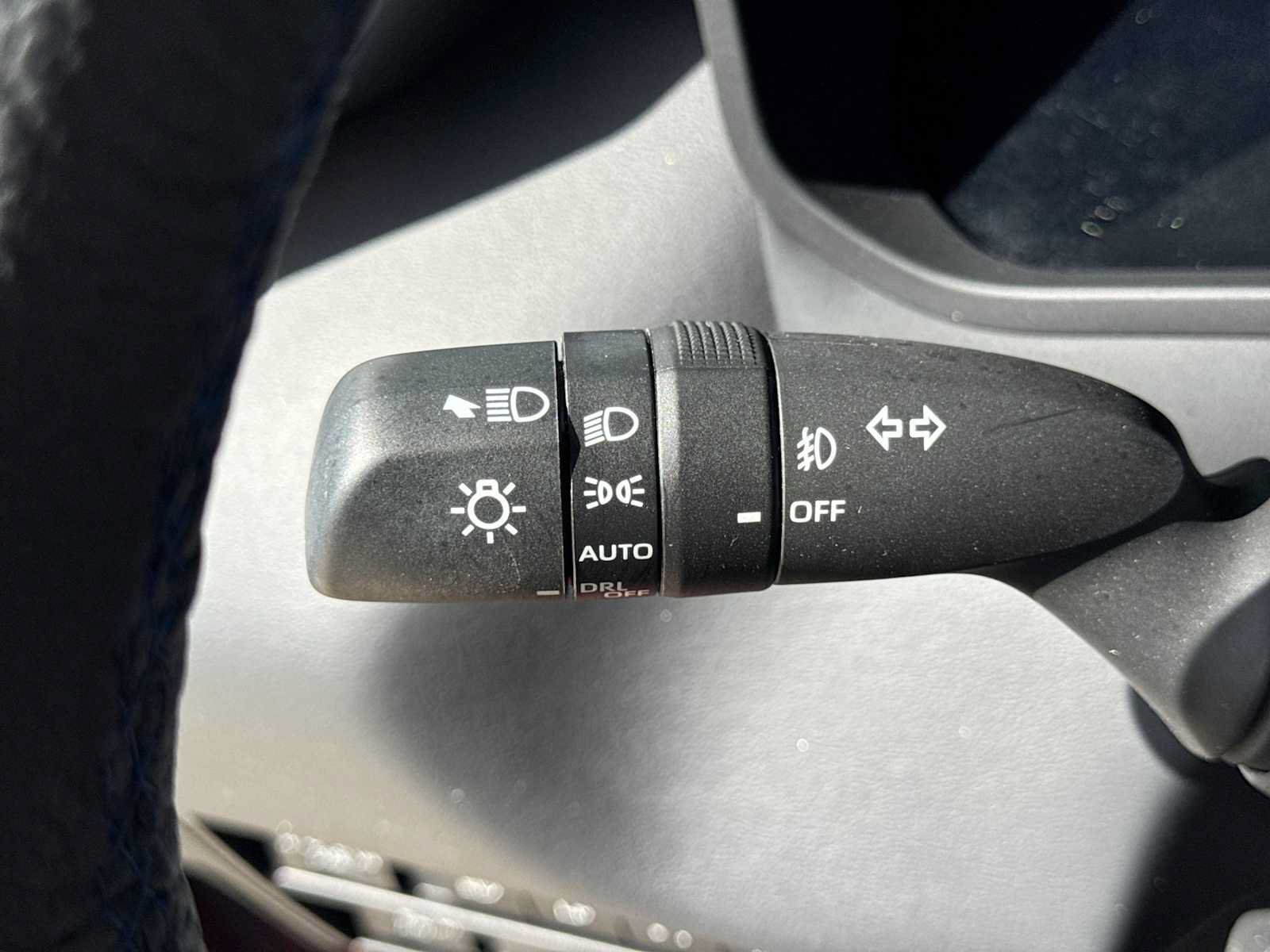 Used 2023 Toyota Sequoia Platinum AWD/4WD image 29