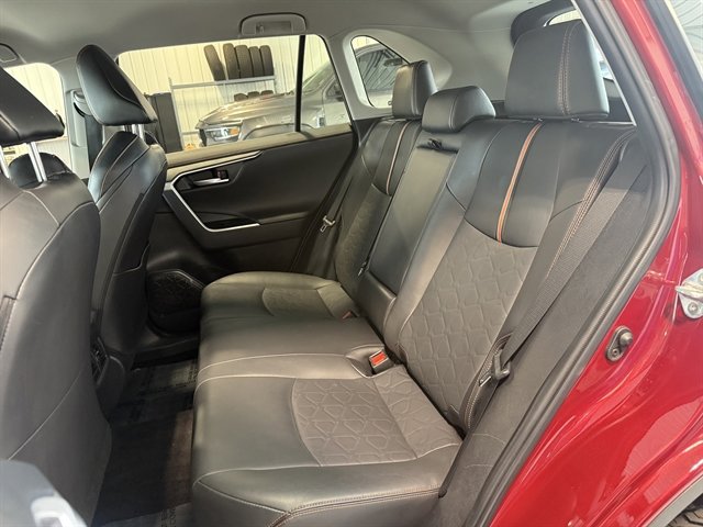 Used 2024 Toyota RAV4 Adventure image 15