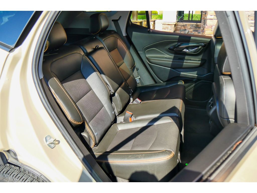 Used 2022 GMC Terrain AT4 w/ Infotainment Package II AWD/4WD image 19