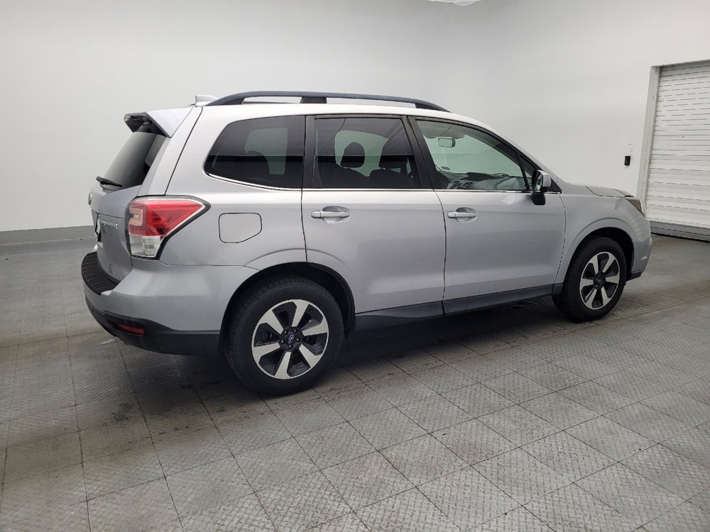 Used 2018 Subaru Forester 2.5i Limited image 10