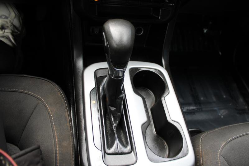 Used 2022 Chevrolet Colorado LT w/ Fleet Safety Package RWD image 18