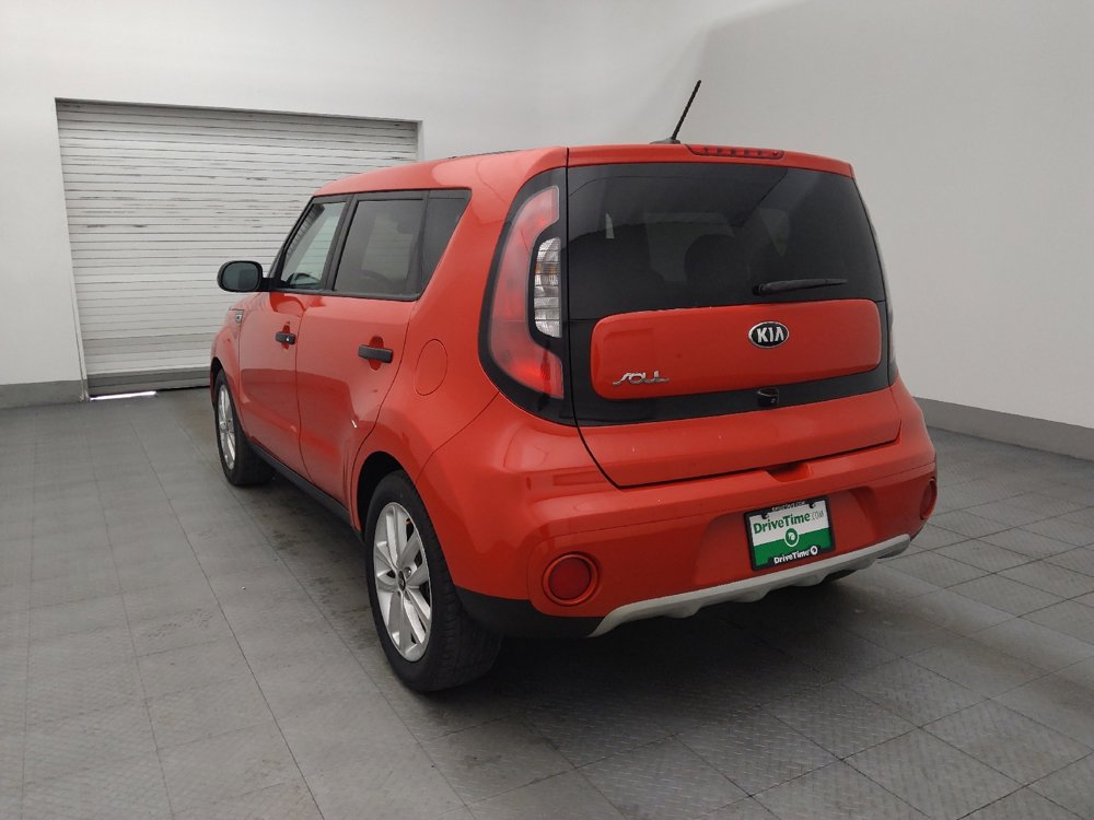 Used 2019 Kia Soul + FWD image 5