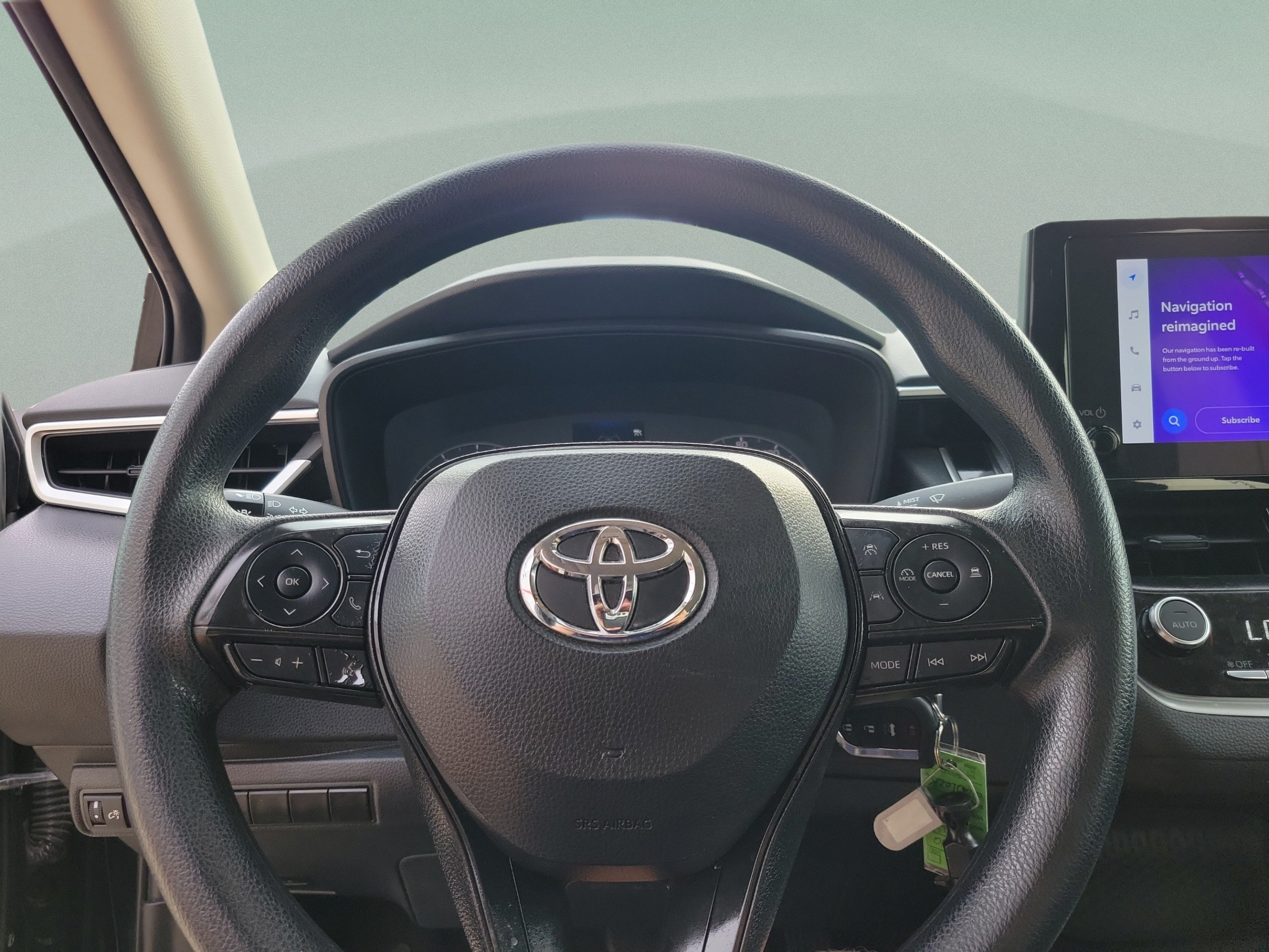 Used 2024 Toyota Corolla LE FWD image 9