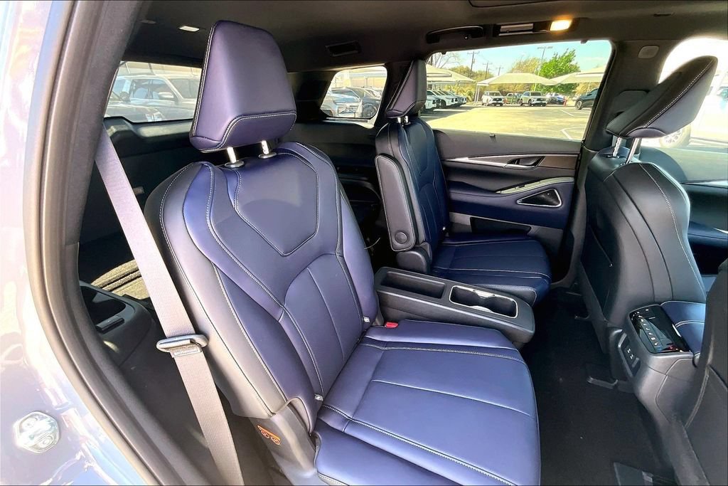 Used 2026 INFINITI QX60 Sport w/ Dark Cargo Package AWD/4WD image 15