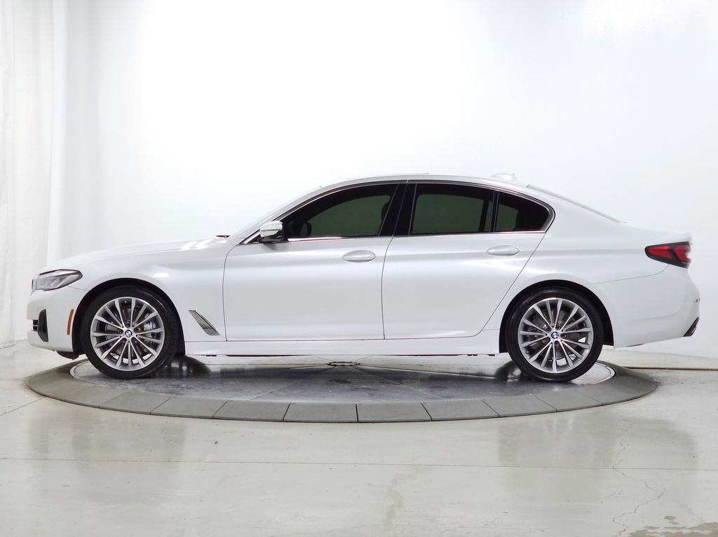 Used 2022 BMW 540i xDrive w/ Premium Package AWD/4WD image 4