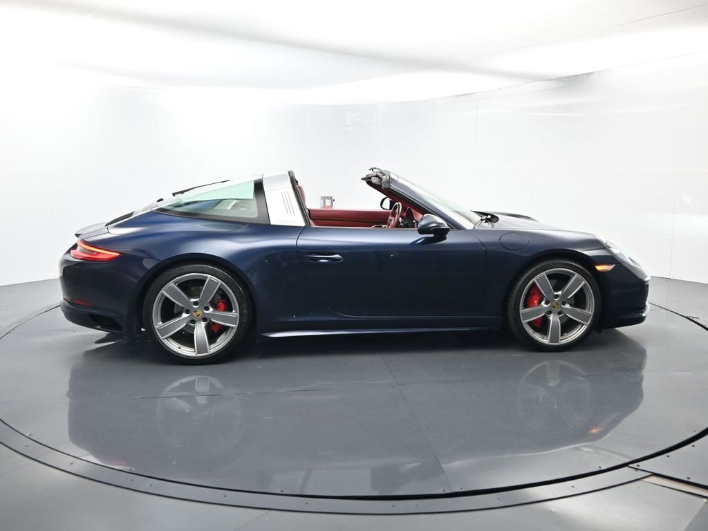 Used 2019 Porsche 911 Targa 4S image 16