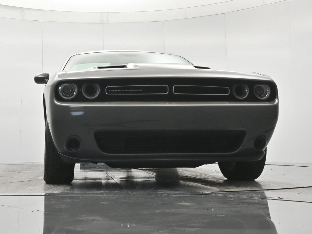 Used 2023 Dodge Challenger SXT RWD image 35