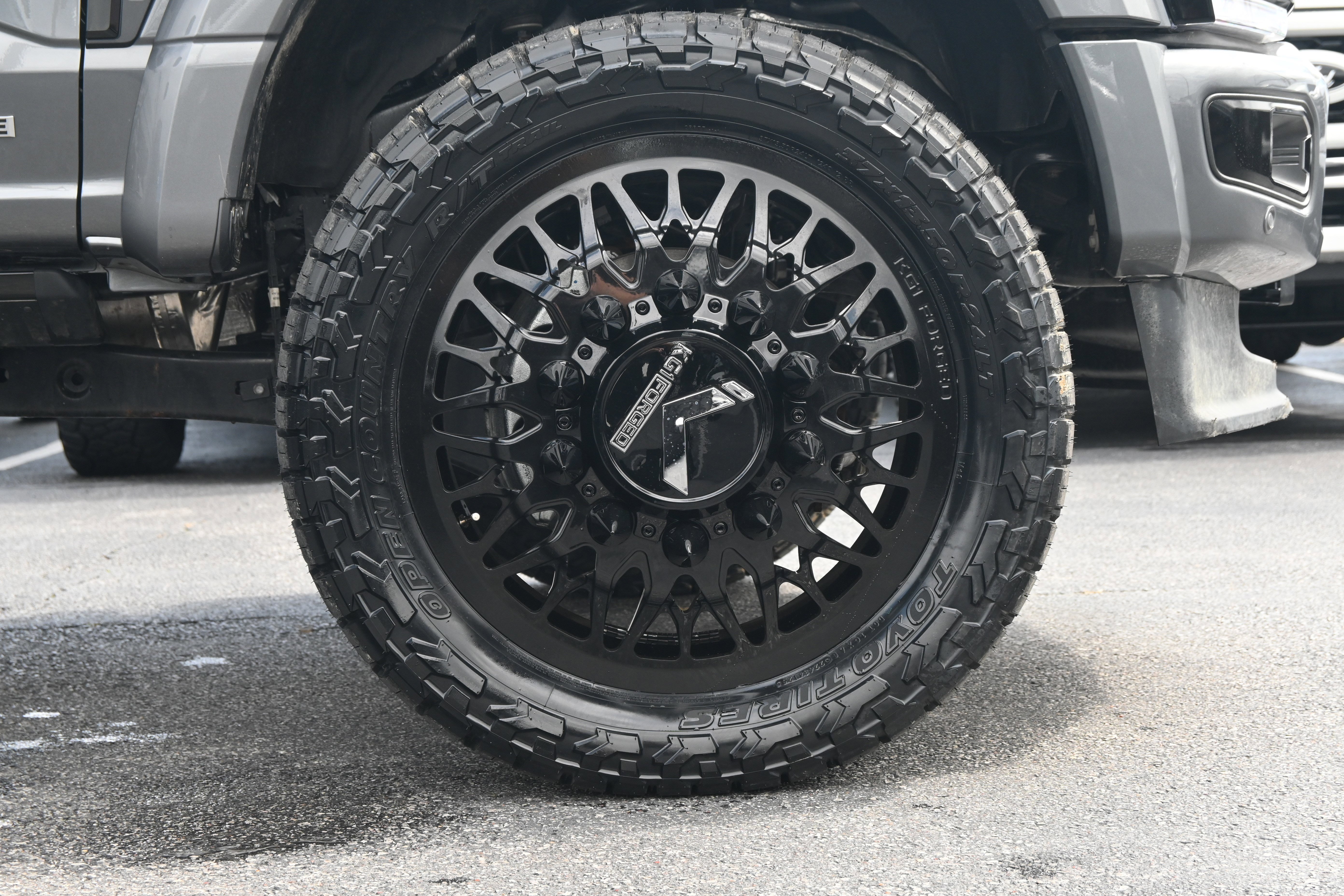 Used 2026 Ford F450 Platinum w/ Platinum Plus Package image 23