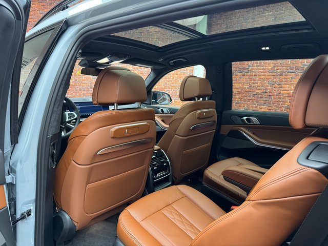 Used 2026 BMW X7 M60i image 24