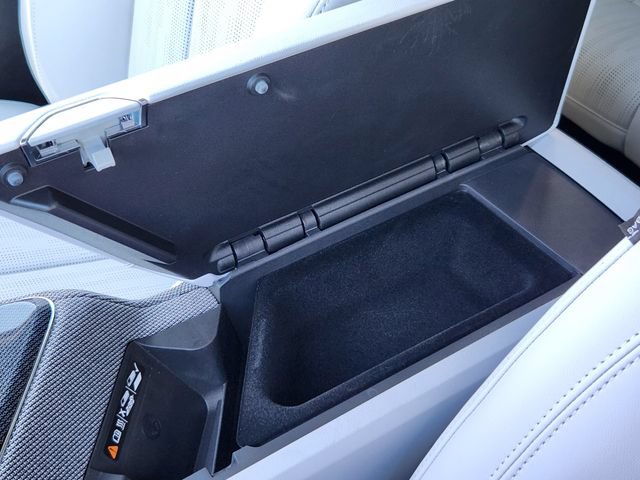 New 2026 Cadillac Optiq Sport 2 AWD/4WD image 19