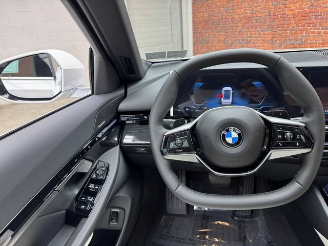 Used 2026 BMW 530i xDrive AWD/4WD image 13