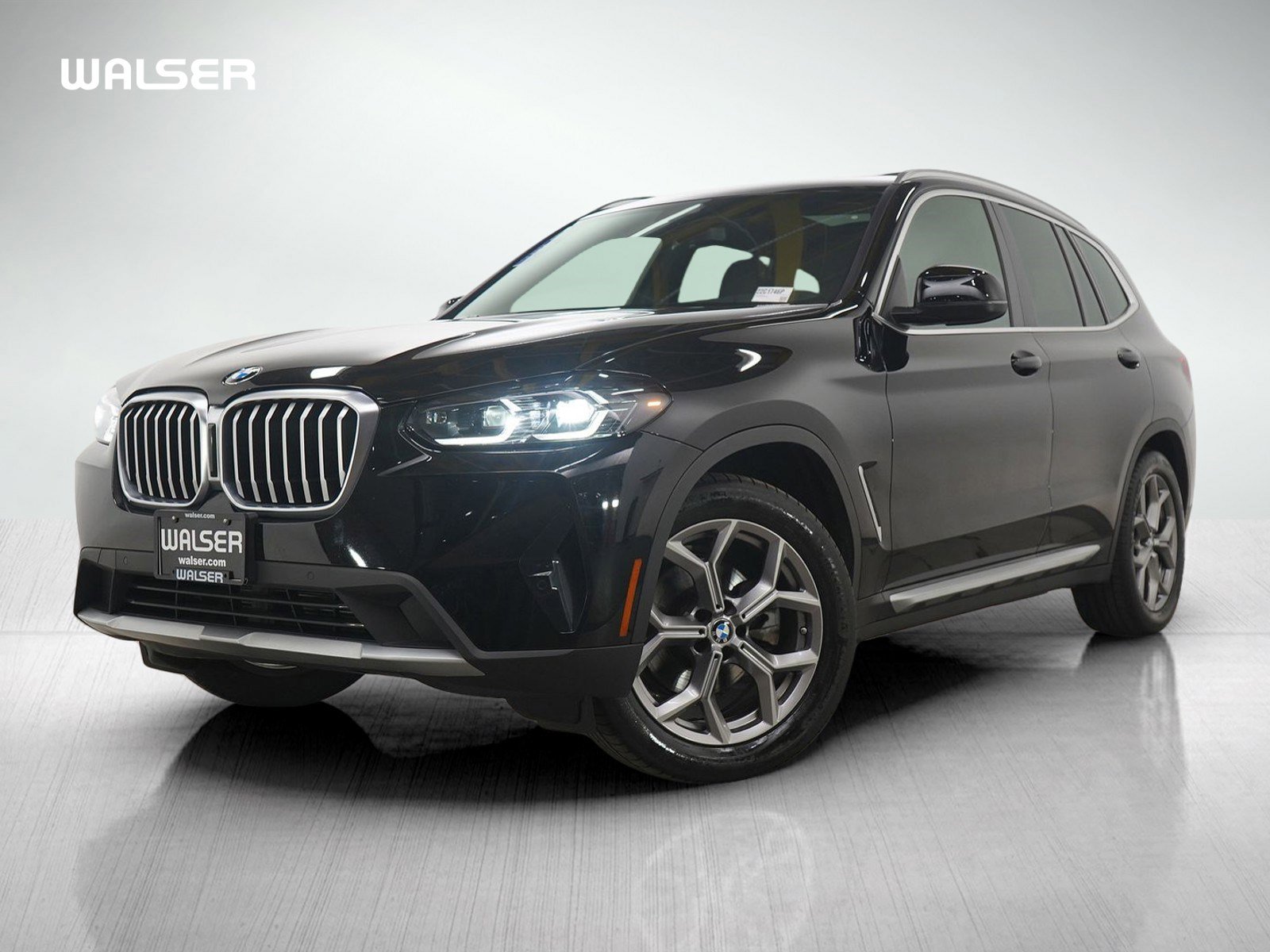 Used 2022 BMW X3 xDrive30i w/ Premium Package 2