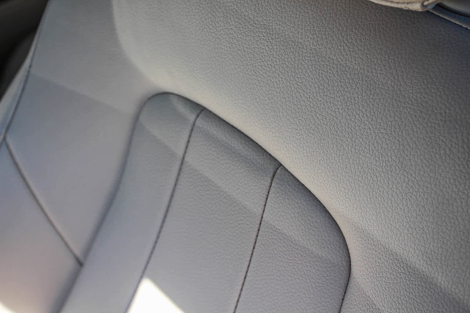 Used 2022 Mercedes-Benz A 220 image 32