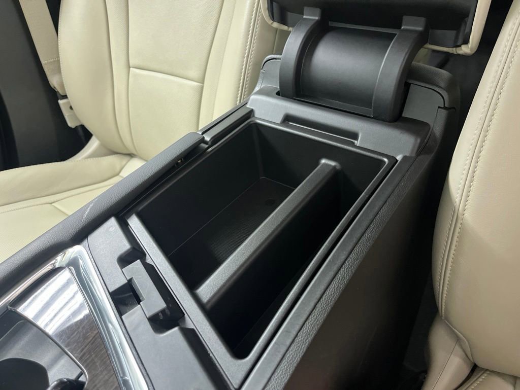 Used 2019 Buick Enclave Essence FWD image 24