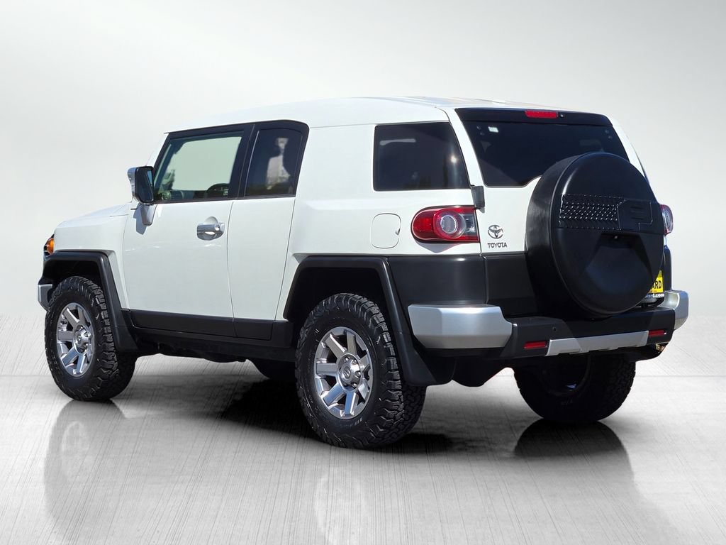 Used 2014 Toyota FJ Cruiser 4WD w/ Upgrade Package image 7