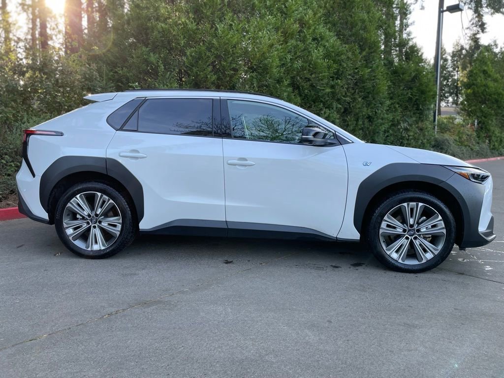 Used 2025 Subaru Solterra Touring w/ Touring Package image 3