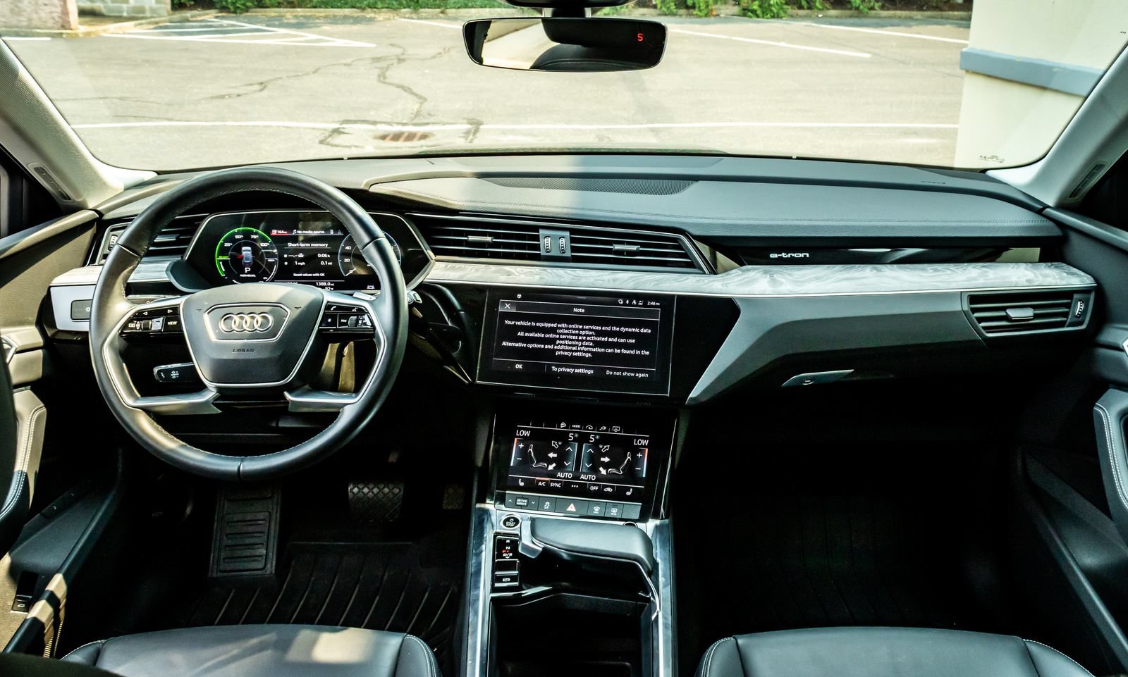 Used 2021 Audi e-tron Premium AWD/4WD image 15