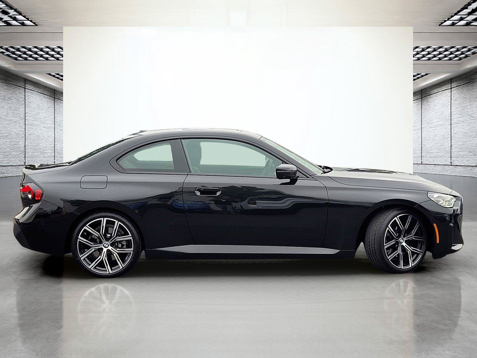 Used 2023 BMW 230i Coupe RWD image 6