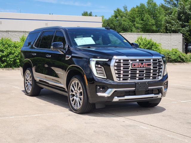 Used 2025 GMC Yukon Denali w/ Sun & Power Step Package AWD/4WD image 4