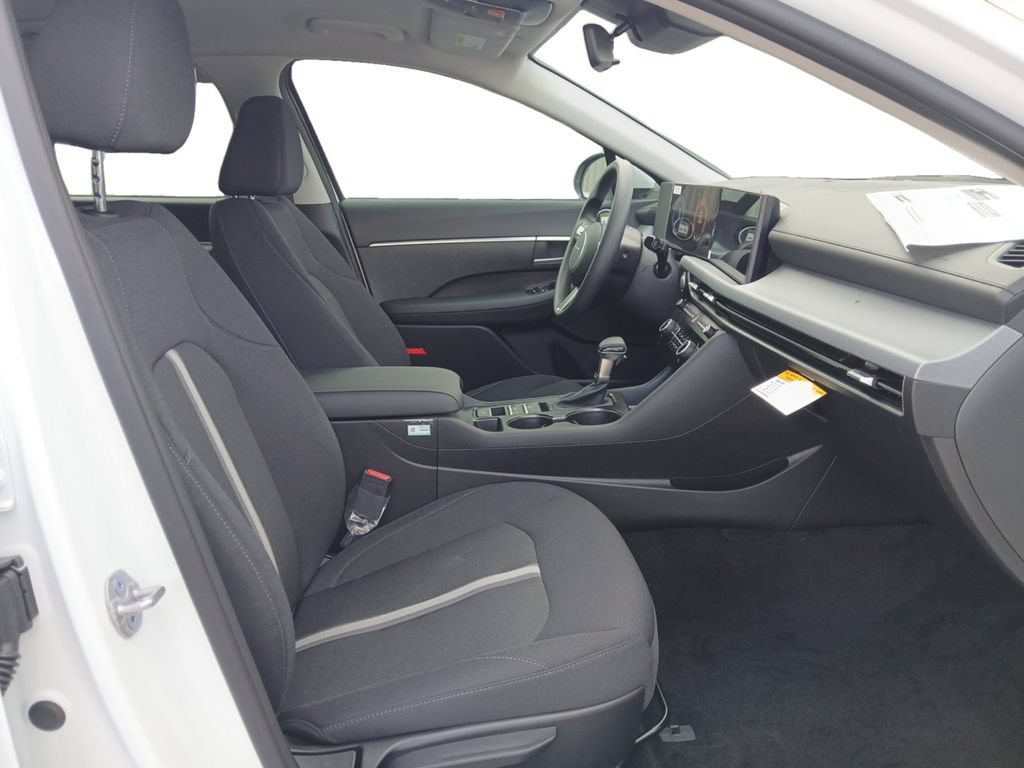 New 2026 Hyundai Sonata SE FWD image 15