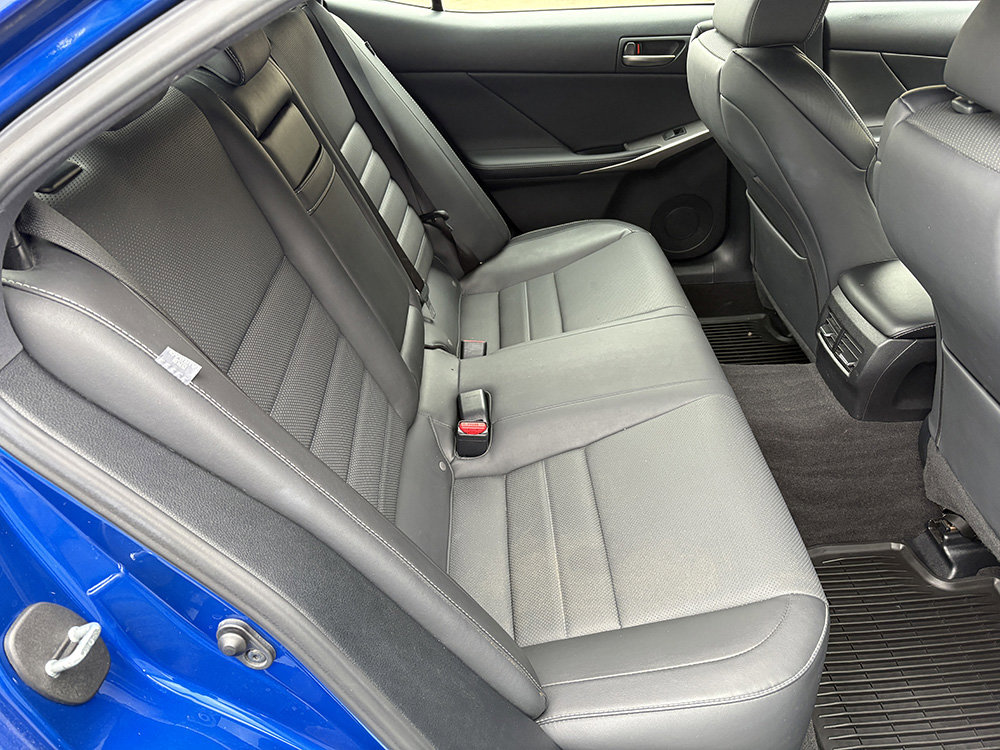 Used 2020 Lexus IS 300 F Sport image 10