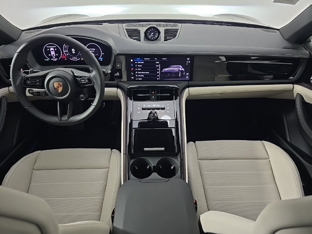 New 2026 Porsche Panamera 4 AWD/4WD image 28