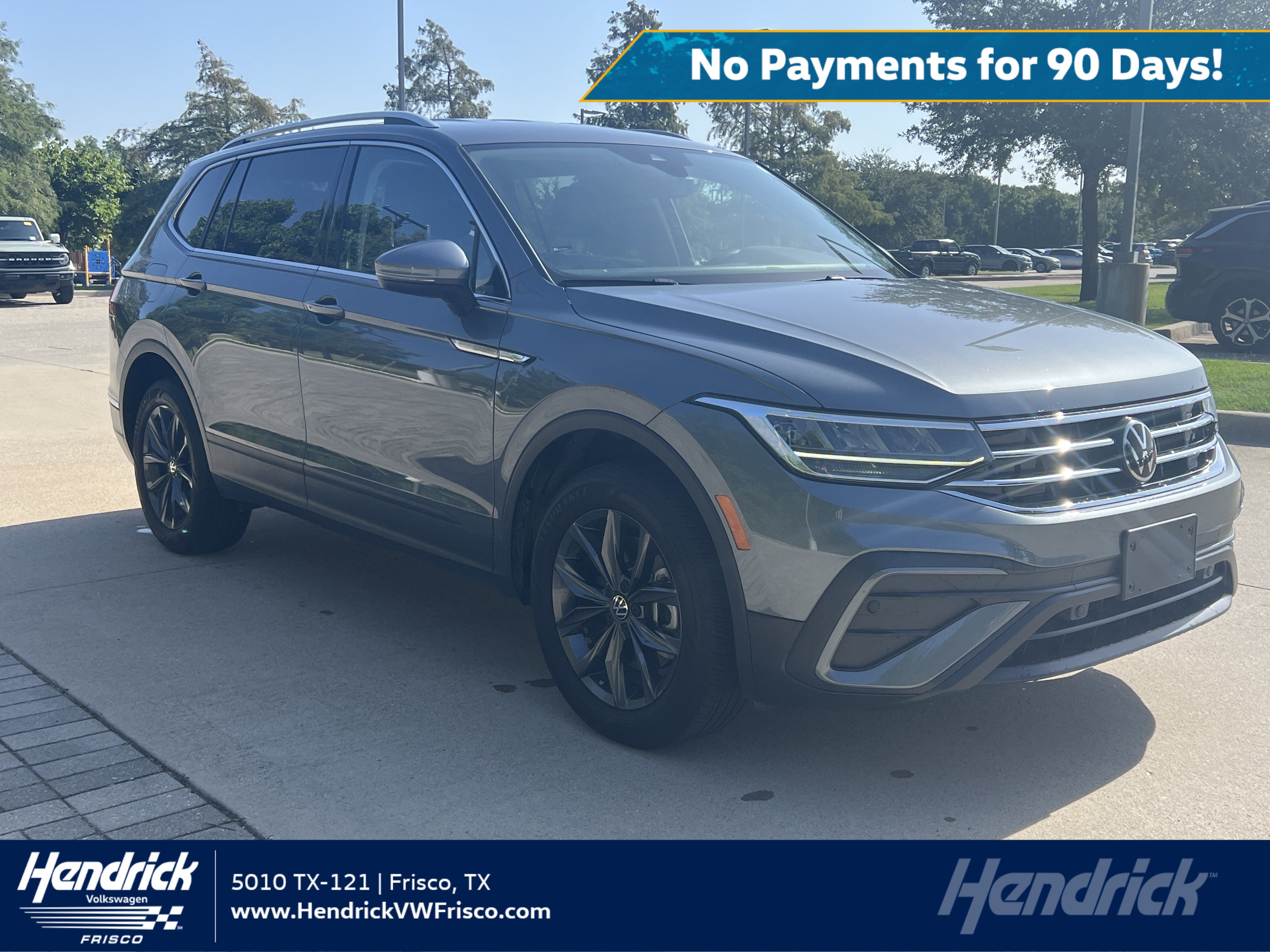 Certified 2023 Volkswagen Tiguan SE FWD image 1