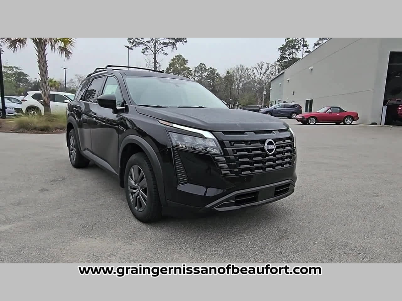 New 2026 Nissan Pathfinder SV FWD image 17