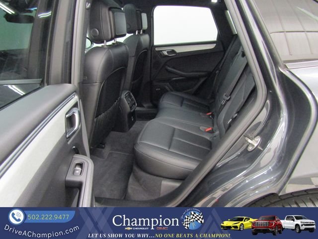 Used 2020 Porsche Macan AWD/4WD image 20