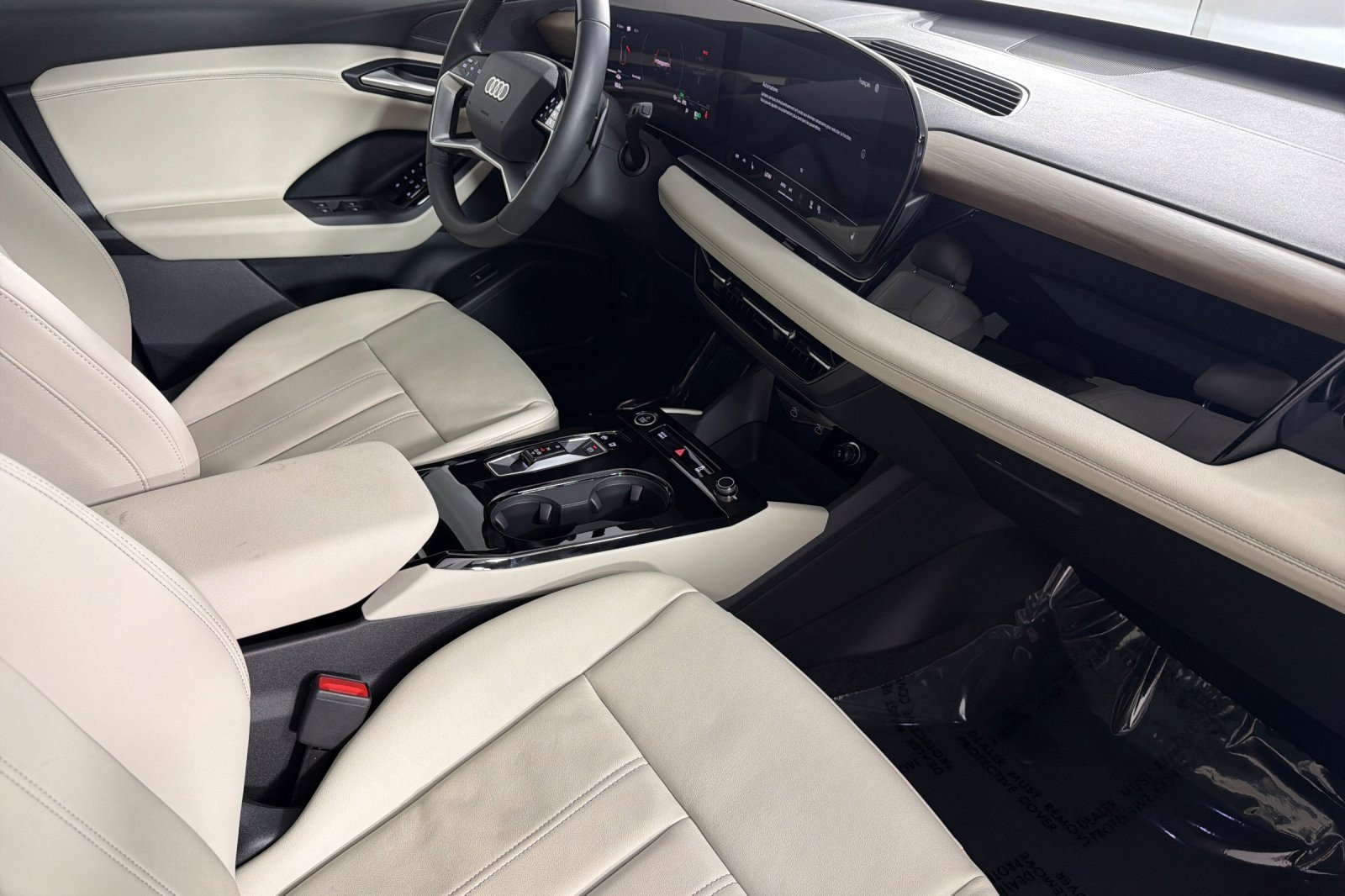 Used 2025 Audi Q6 e-tron Premium AWD/4WD image 15