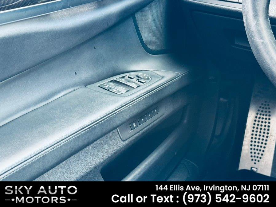 Used 2014 BMW 750Li xDrive AWD/4WD image 20