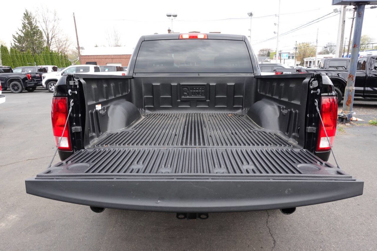 Used 2023 RAM 1500 Express w/ Wheel & Sound Group AWD/4WD image 26
