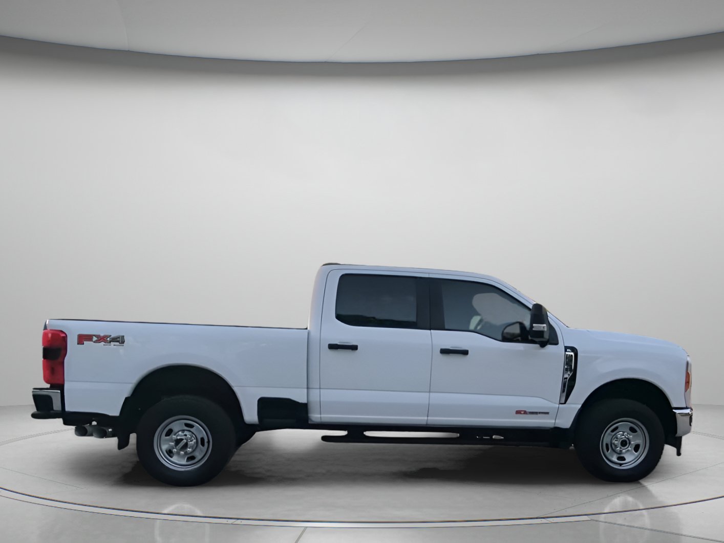 Certified 2025 Ford F350 XL w/ 360-Degree Camera Package AWD/4WD image 31
