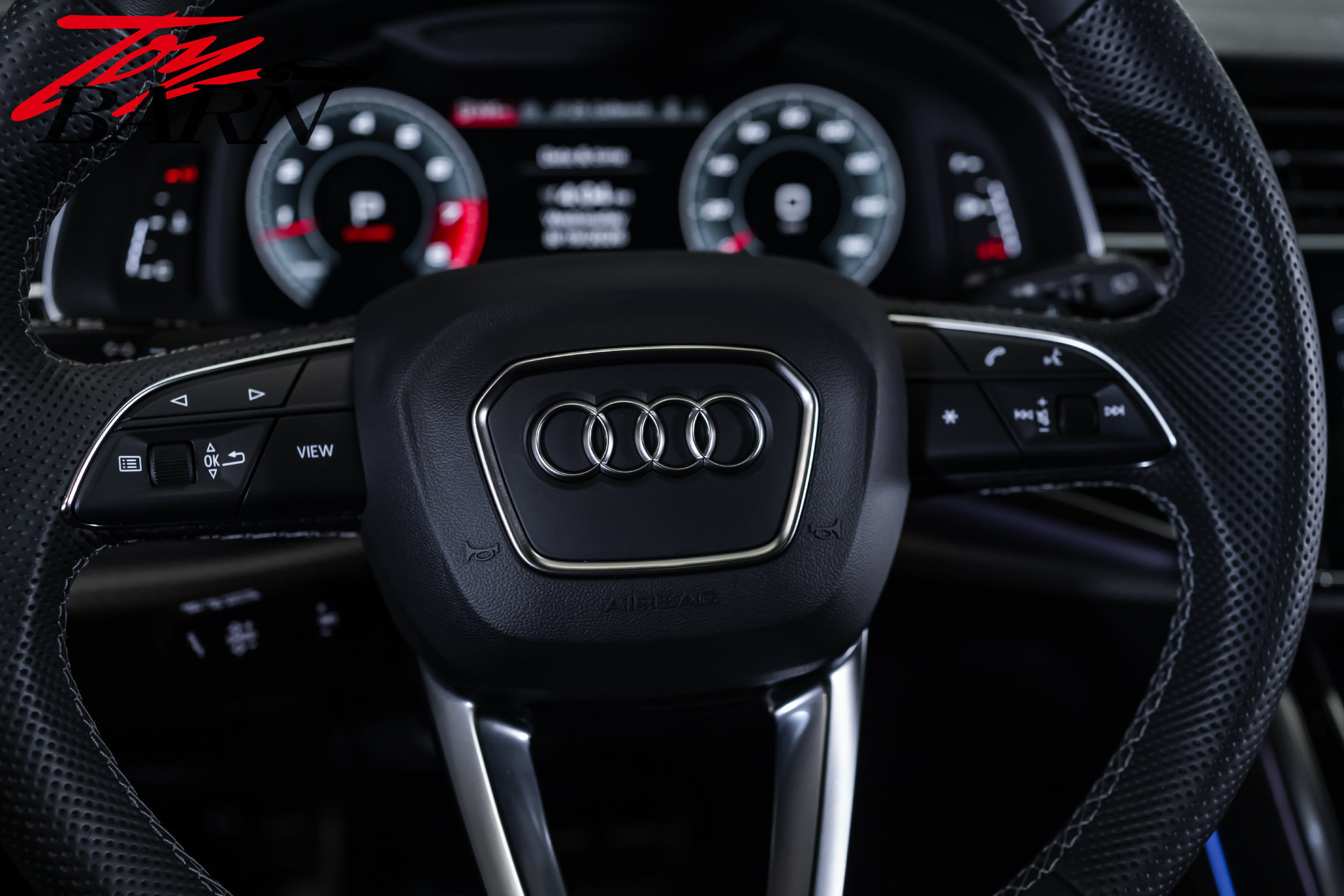 Used 2024 Audi SQ8 Prestige AWD/4WD image 30