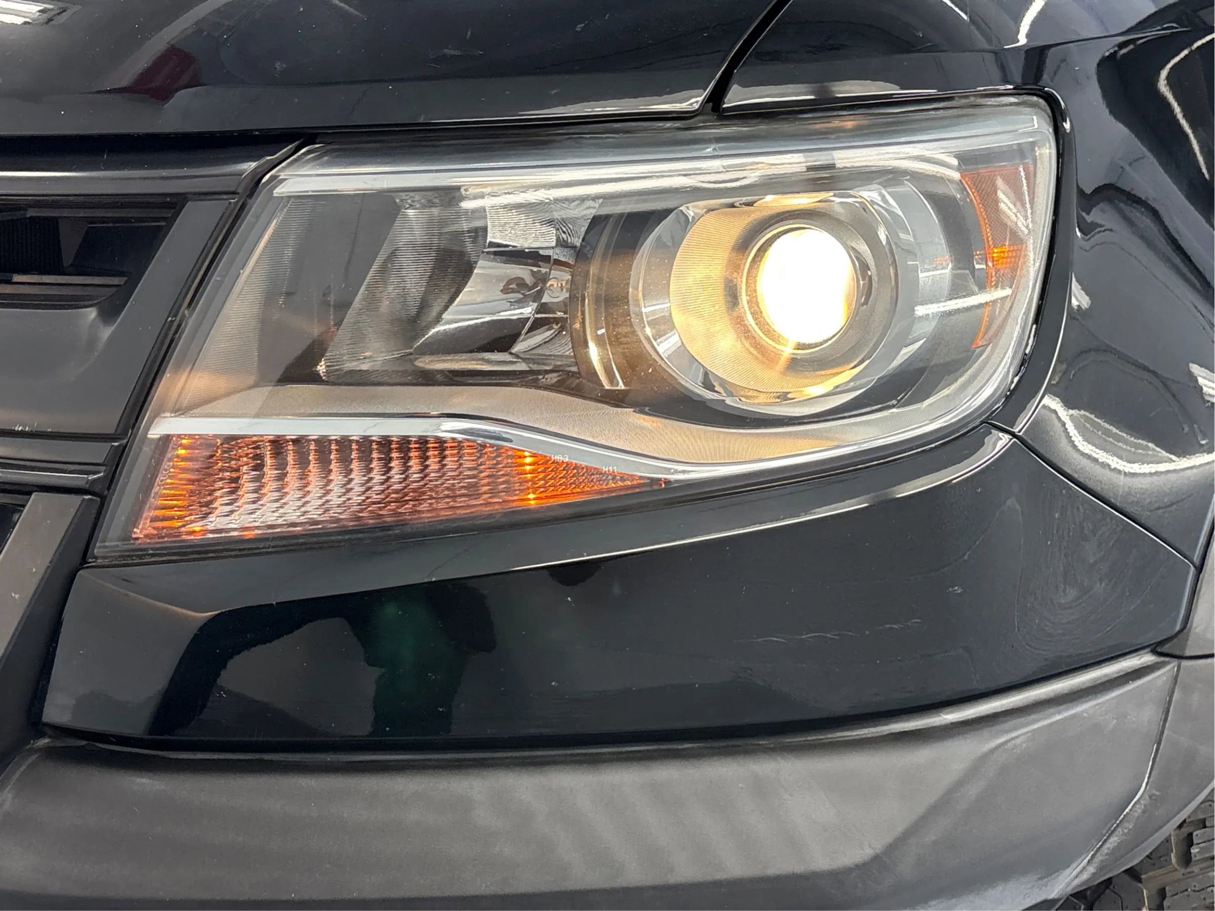 Used 2018 Chevrolet Colorado ZR2 image 33