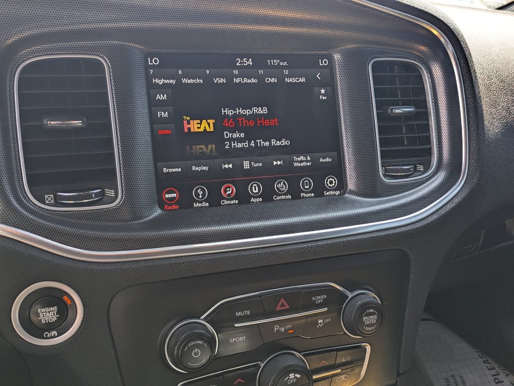 Used 2018 Dodge Charger R/T RWD image 11