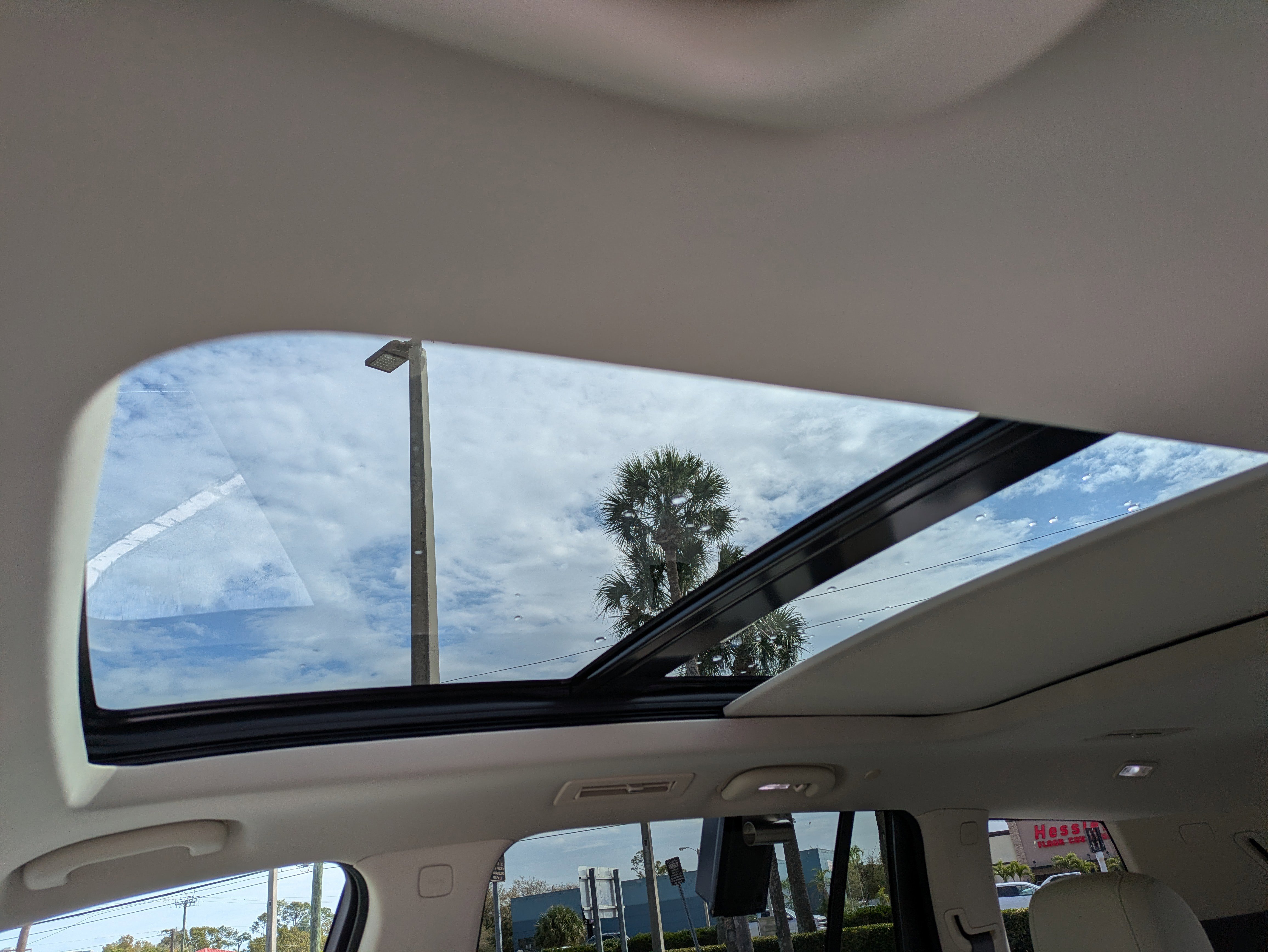 Certified 2024 Cadillac XT6 Premium Luxury image 19