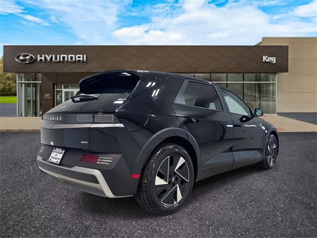 New 2026 Hyundai Ioniq 5 SE image 3